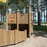 Ruegen Ifa, * Binz