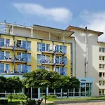 Ruegen Ifa, *