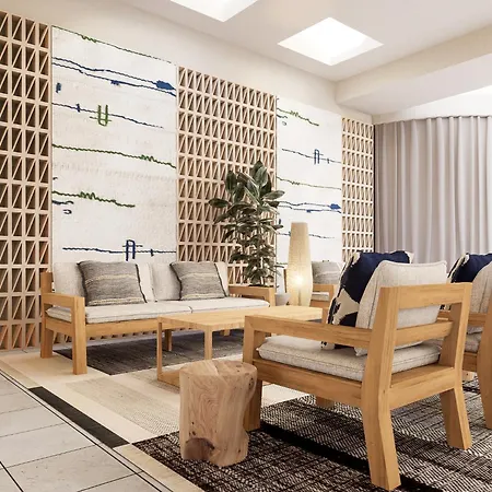 Ruegen Ifa, Apartment