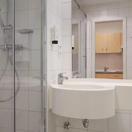 Ruegen Ifa,